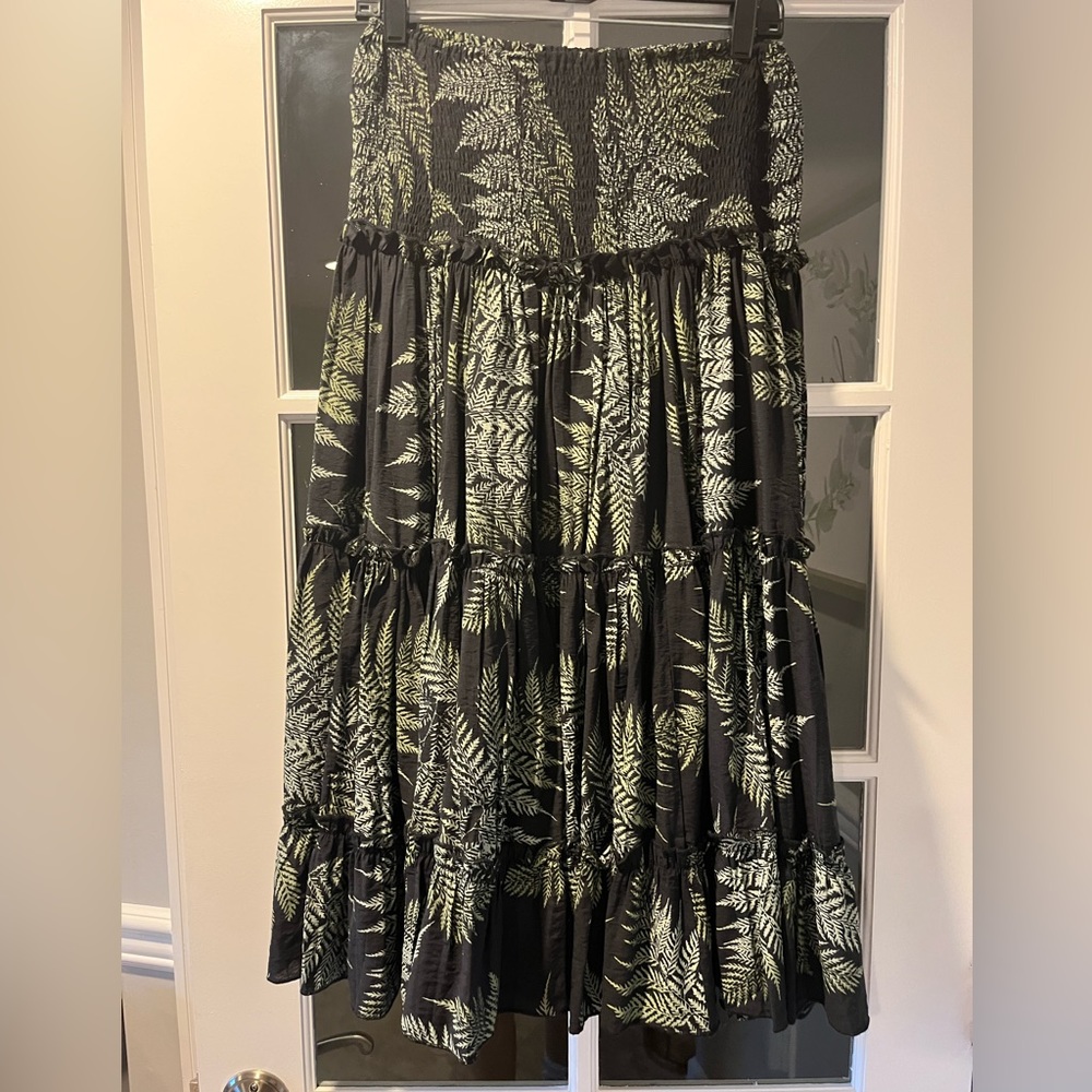 Women's cute Spring & Summer Skirt/Halter Dress- Size Medium